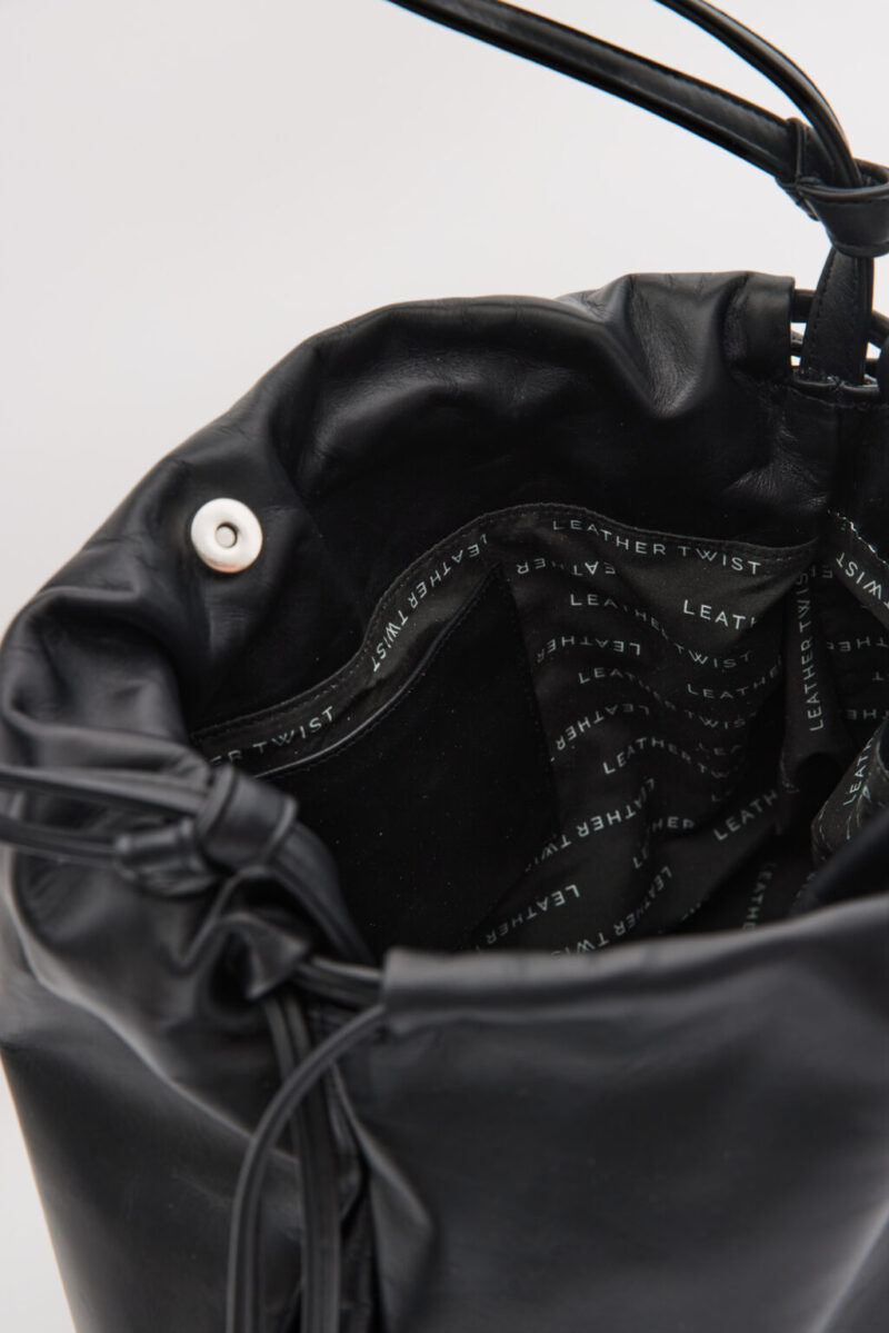 Velvet Large - Black